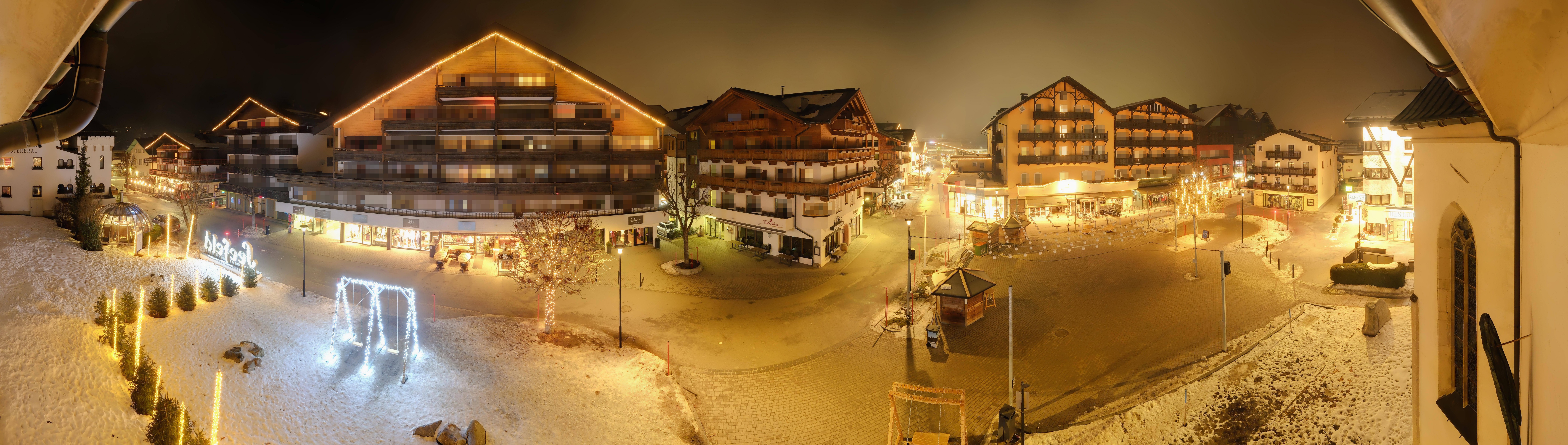 Archiv Foto Webcam Dorfplatz, Seefeld in Tirol