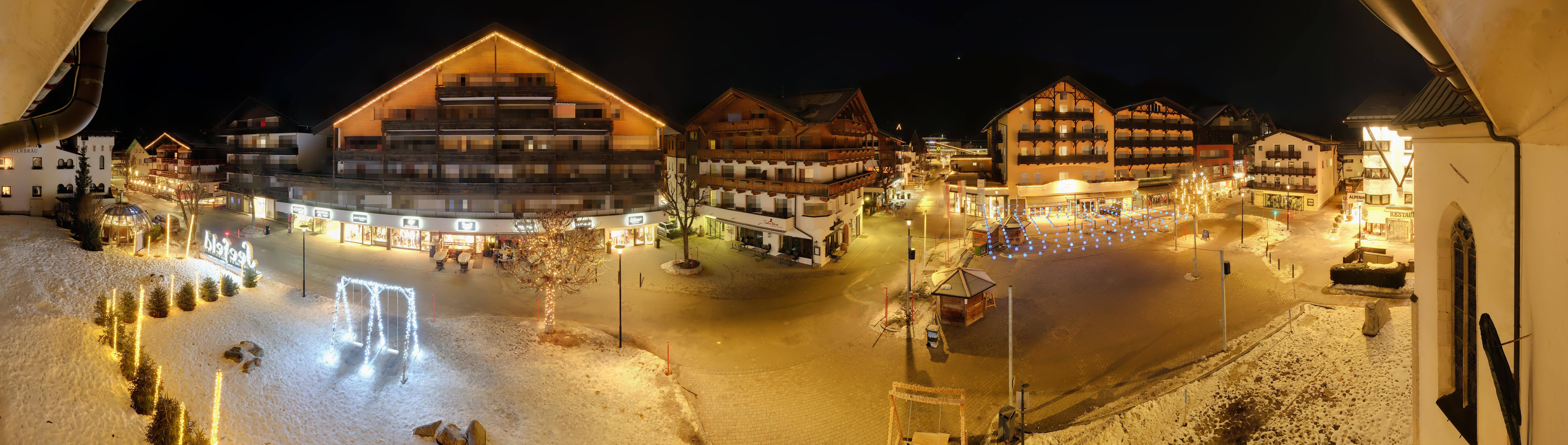 Archiv Foto Webcam Dorfplatz, Seefeld in Tirol