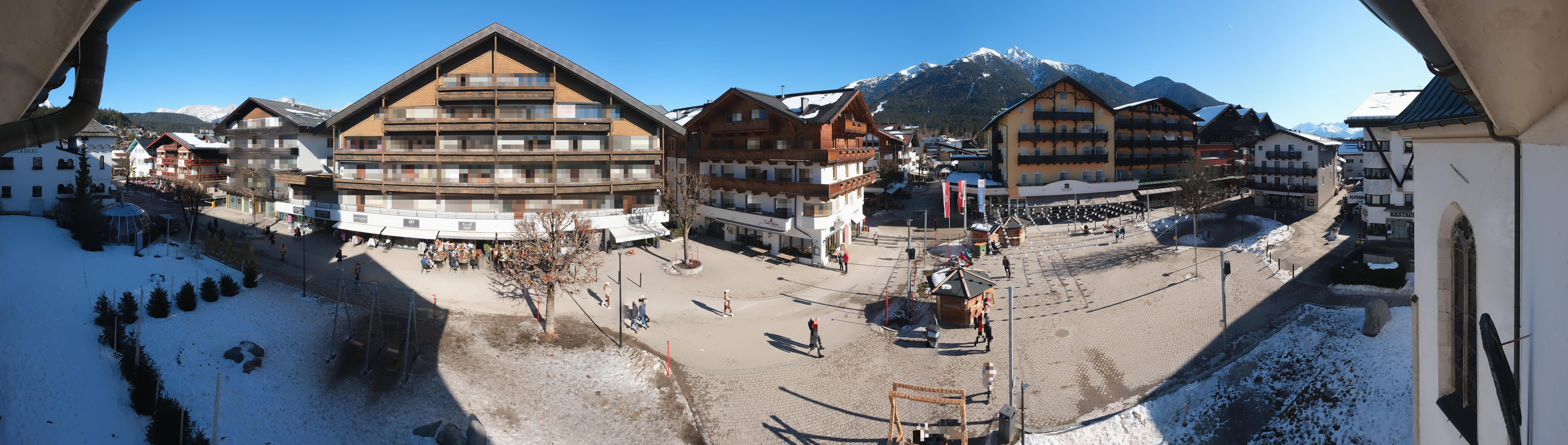 Archiv Foto Webcam Dorfplatz, Seefeld in Tirol
