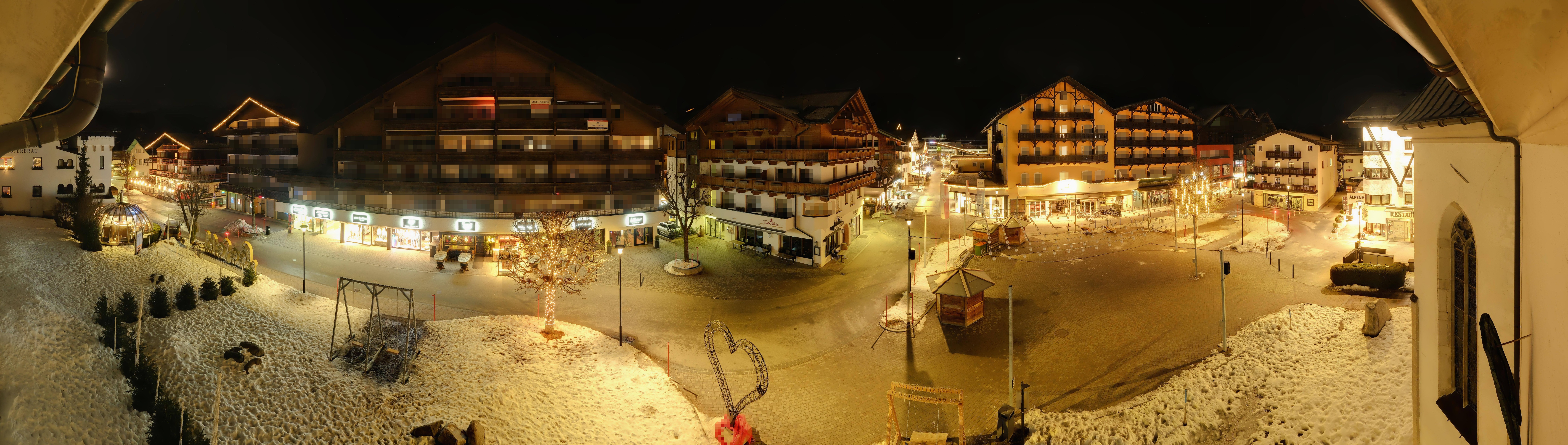Archiv Foto Webcam Dorfplatz, Seefeld in Tirol