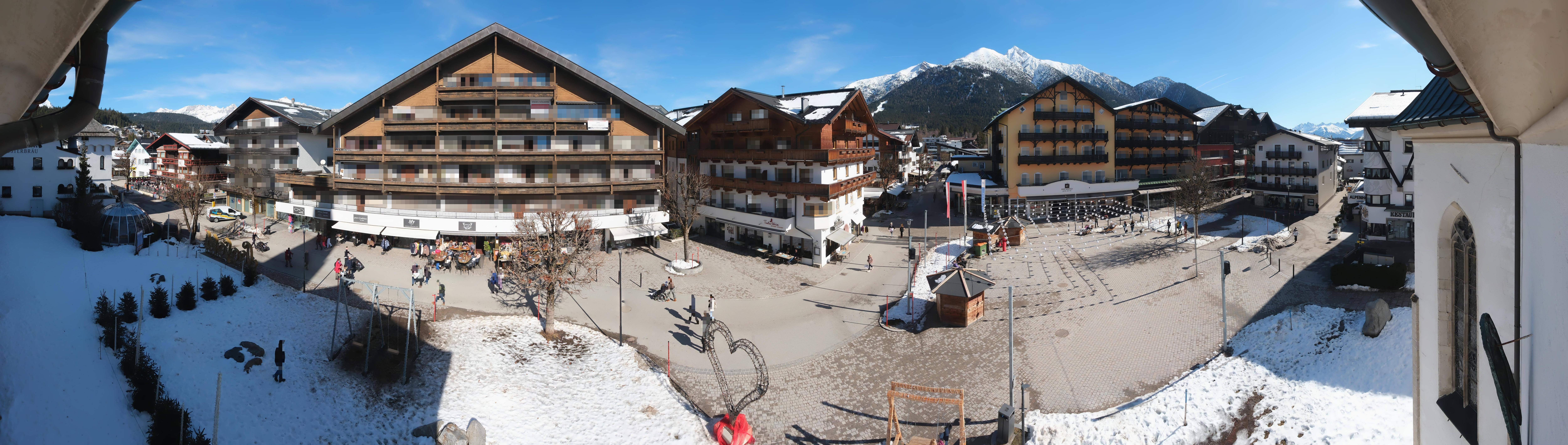 Archiv Foto Webcam Dorfplatz, Seefeld in Tirol