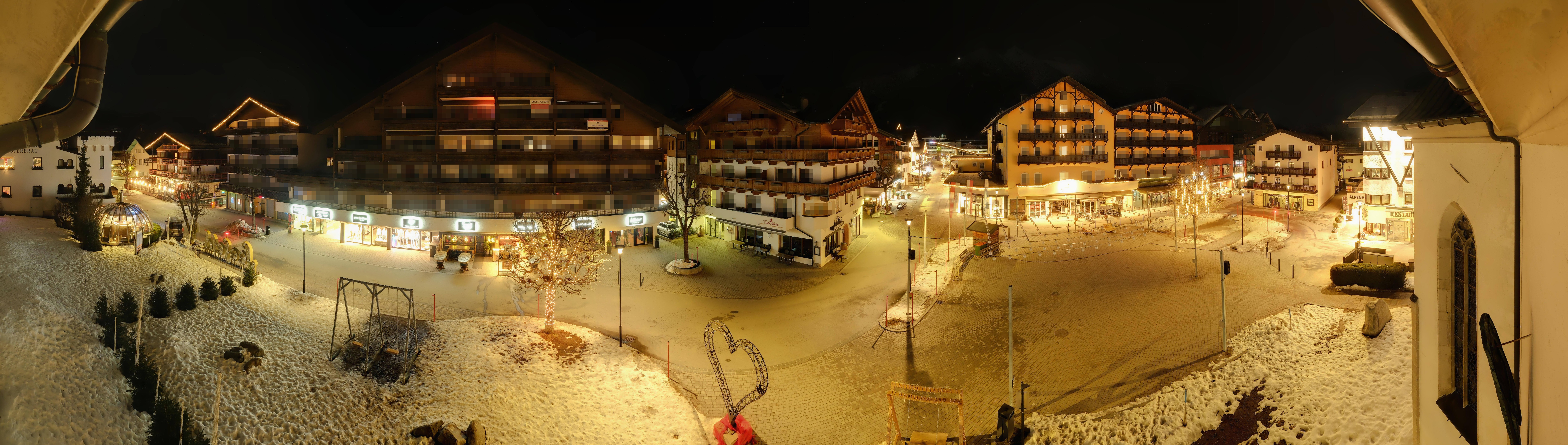 Archiv Foto Webcam Dorfplatz, Seefeld in Tirol