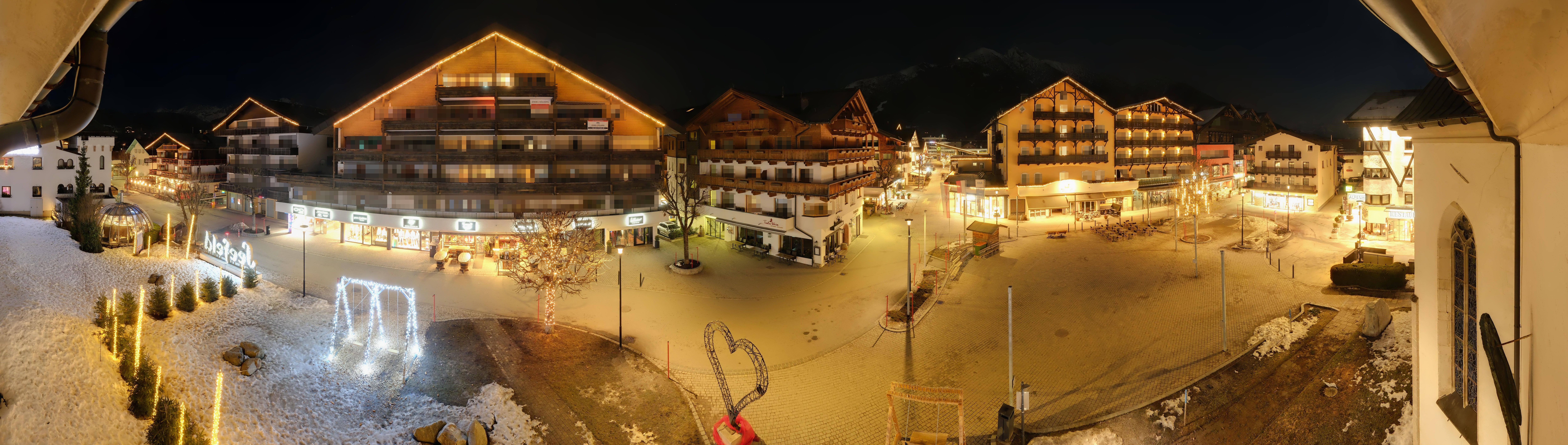 Archiv Foto Webcam Dorfplatz, Seefeld in Tirol