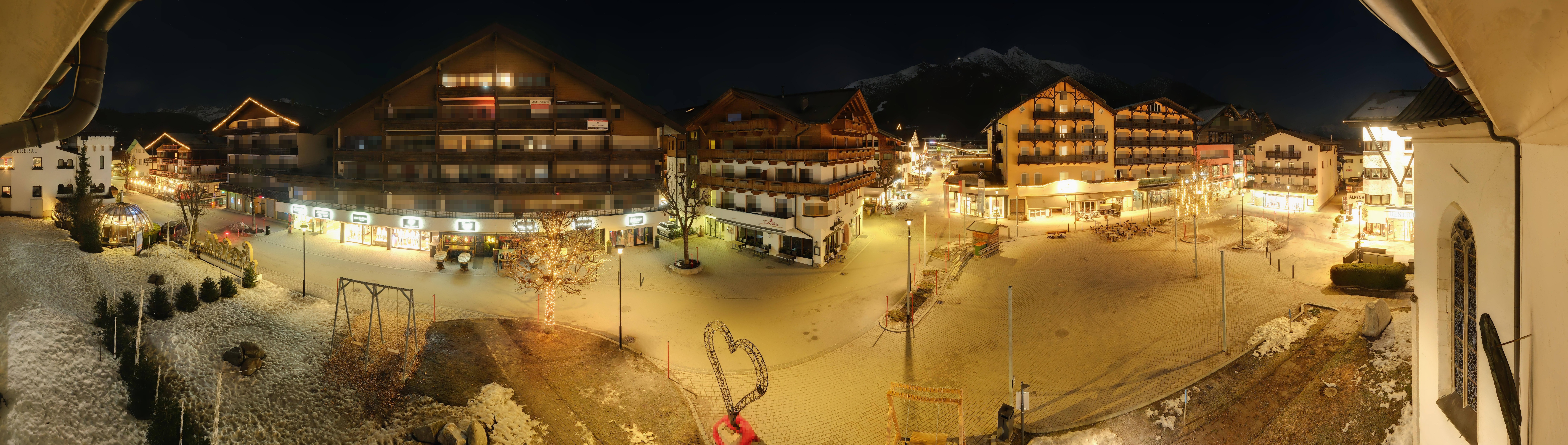 Archiv Foto Webcam Dorfplatz, Seefeld in Tirol