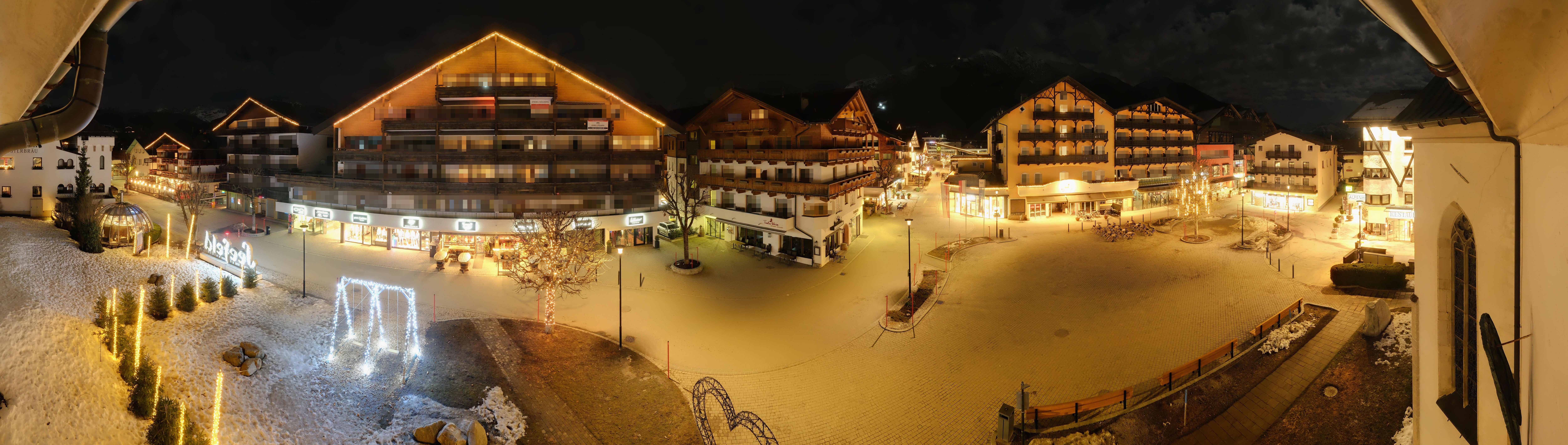 Archiv Foto Webcam Dorfplatz, Seefeld in Tirol
