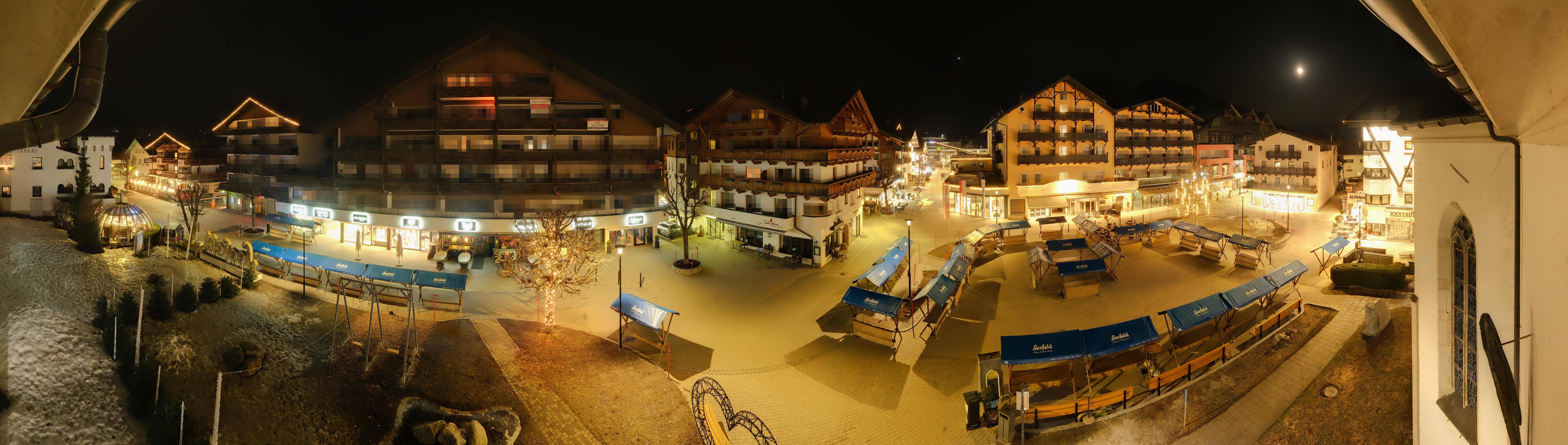 Archiv Foto Webcam Dorfplatz, Seefeld in Tirol