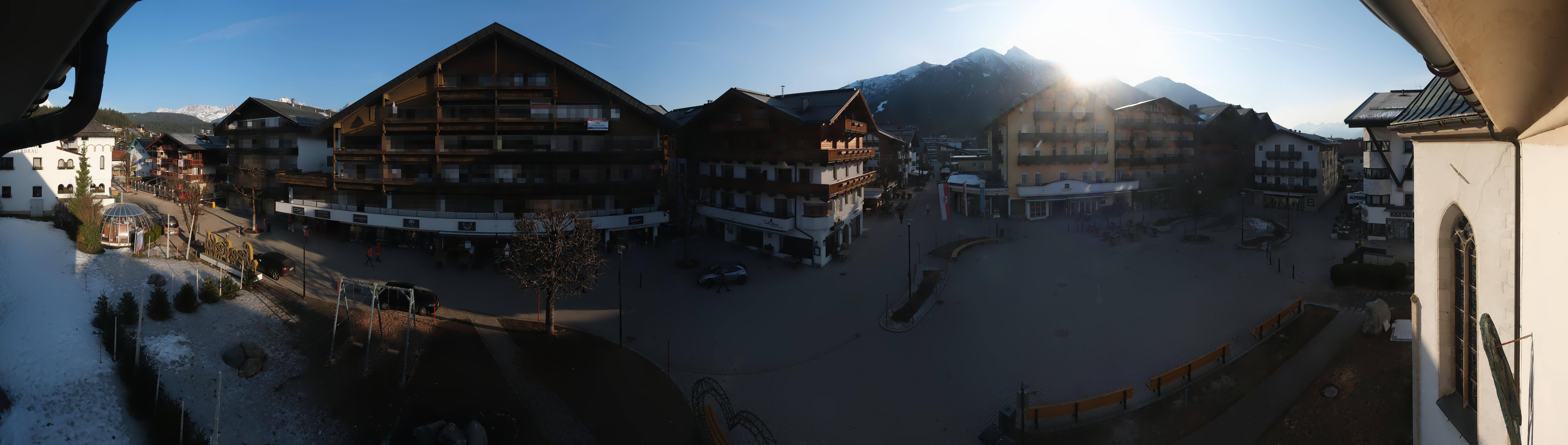 Archiv Foto Webcam Dorfplatz, Seefeld in Tirol
