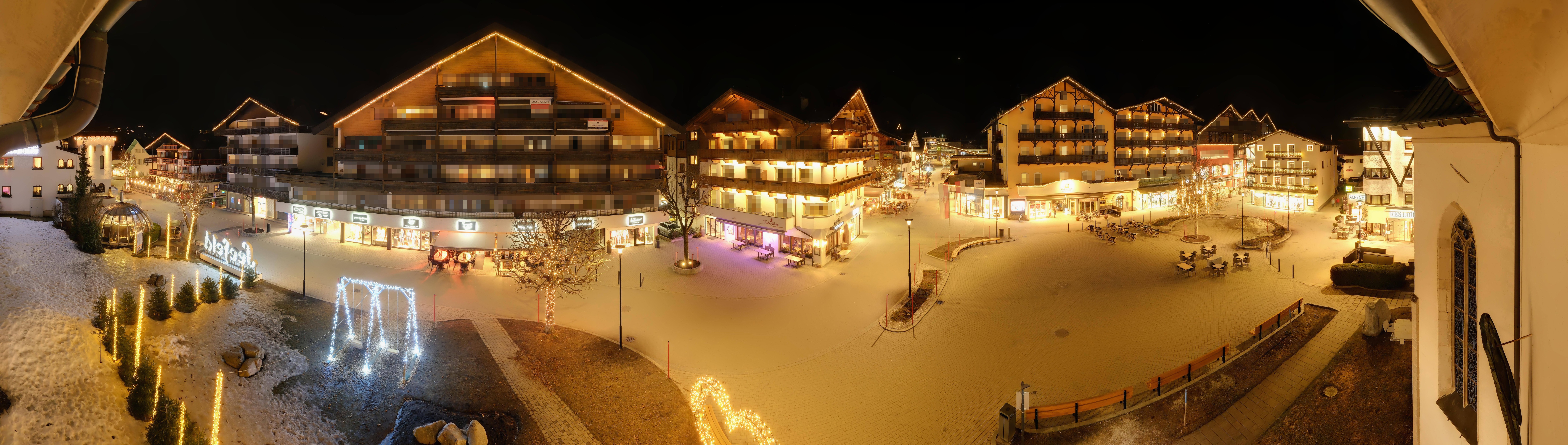 Archiv Foto Webcam Dorfplatz, Seefeld in Tirol