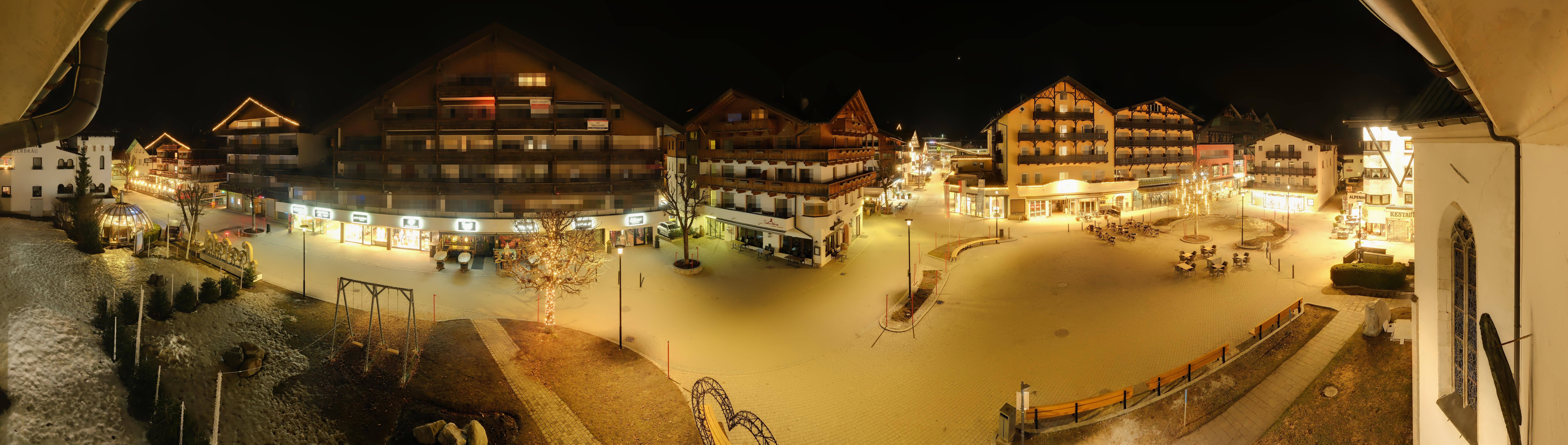 Archiv Foto Webcam Dorfplatz, Seefeld in Tirol