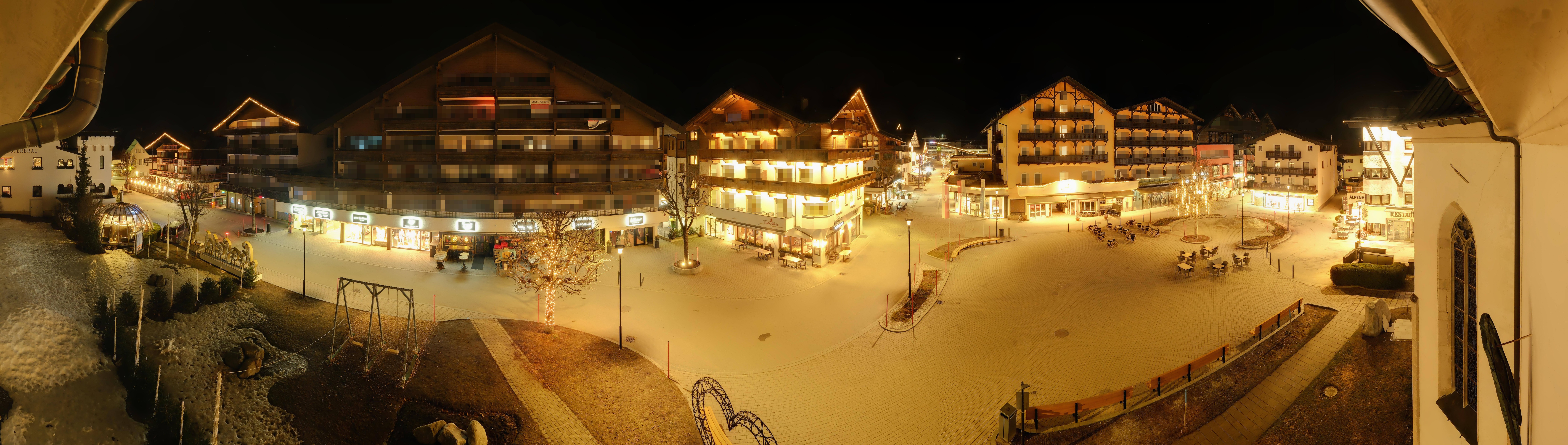 Archiv Foto Webcam Dorfplatz, Seefeld in Tirol