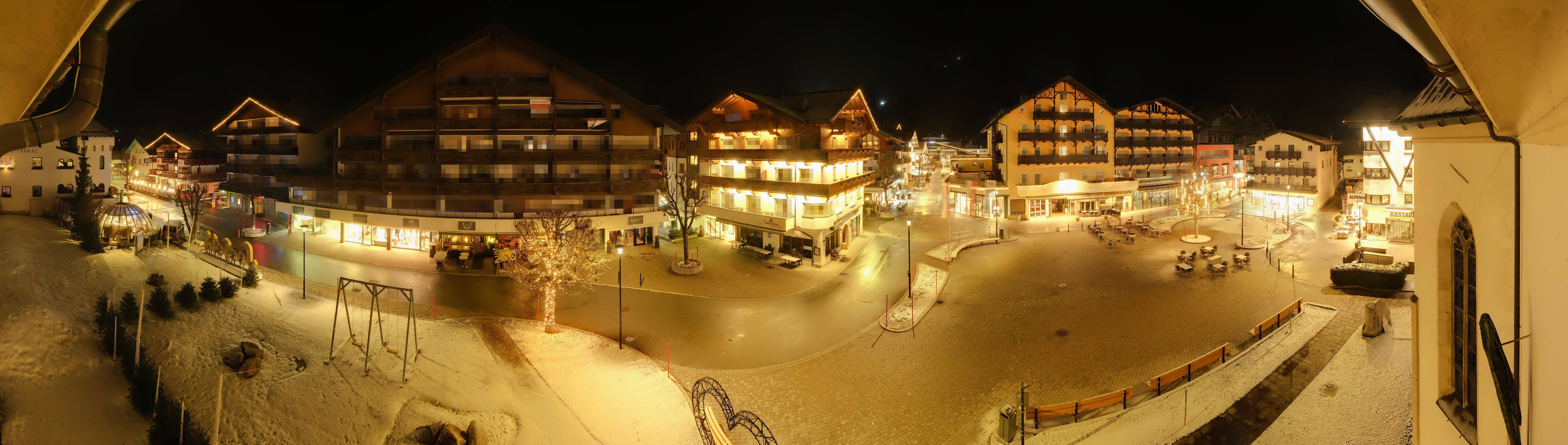 Archiv Foto Webcam Dorfplatz, Seefeld in Tirol