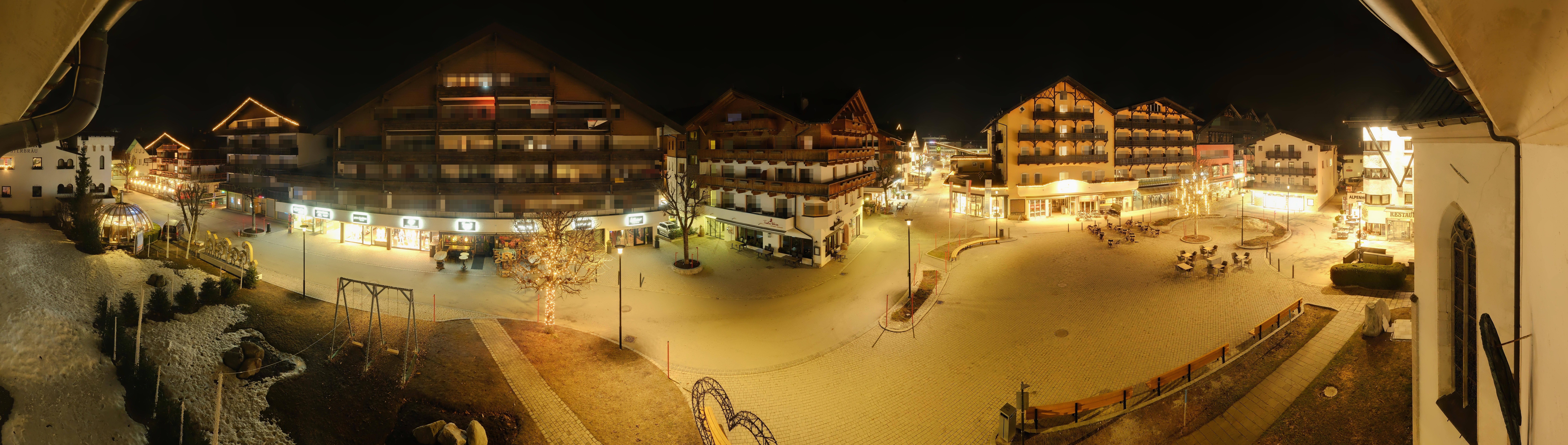Archiv Foto Webcam Dorfplatz, Seefeld in Tirol