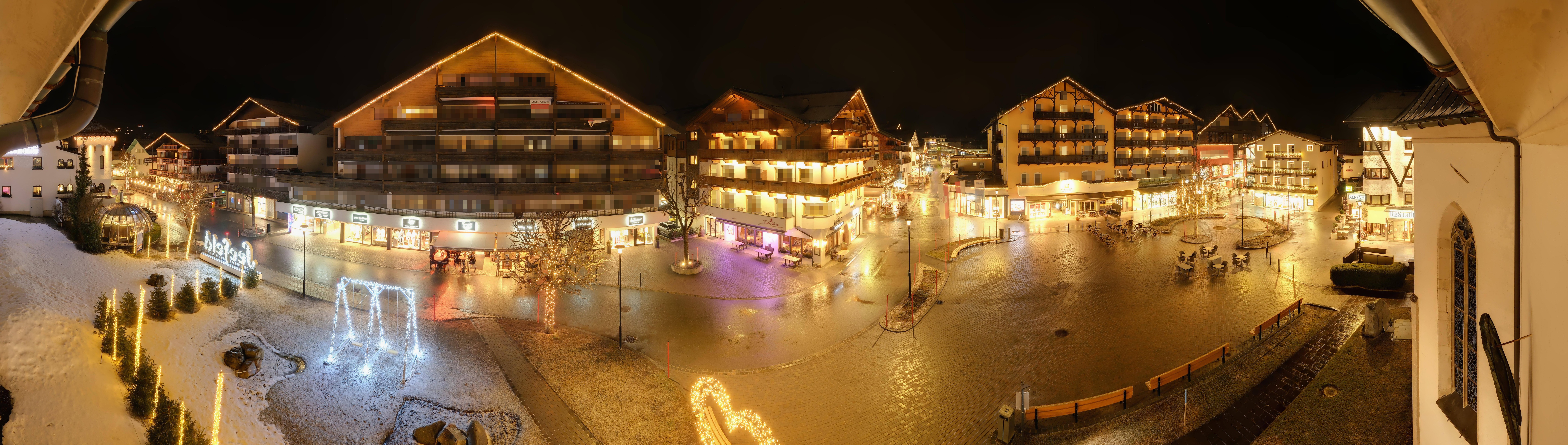 Archiv Foto Webcam Dorfplatz, Seefeld in Tirol