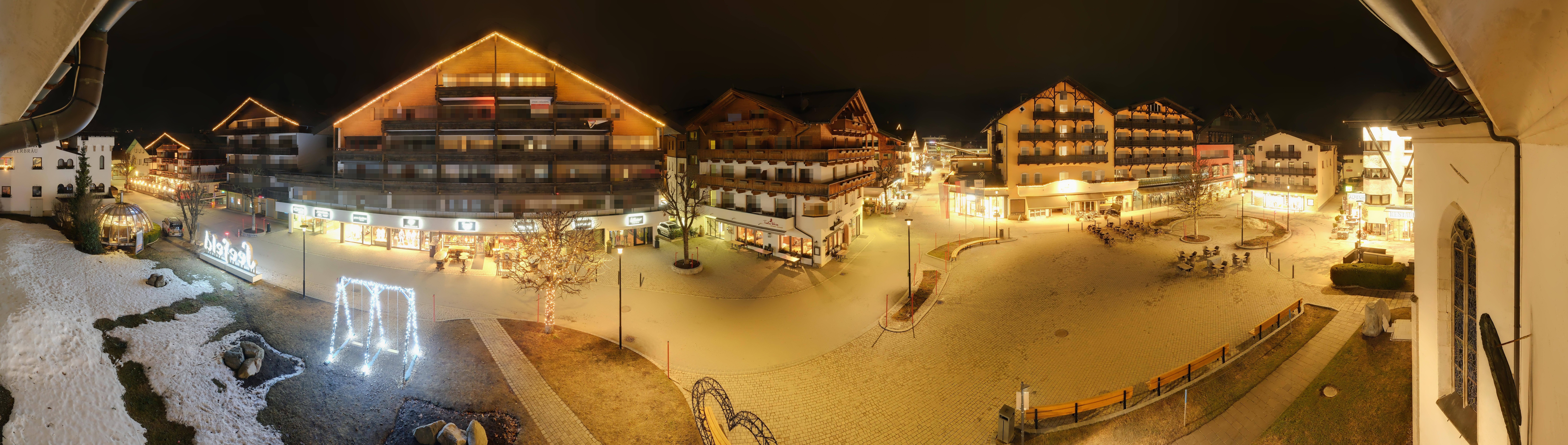 Archiv Foto Webcam Dorfplatz, Seefeld in Tirol