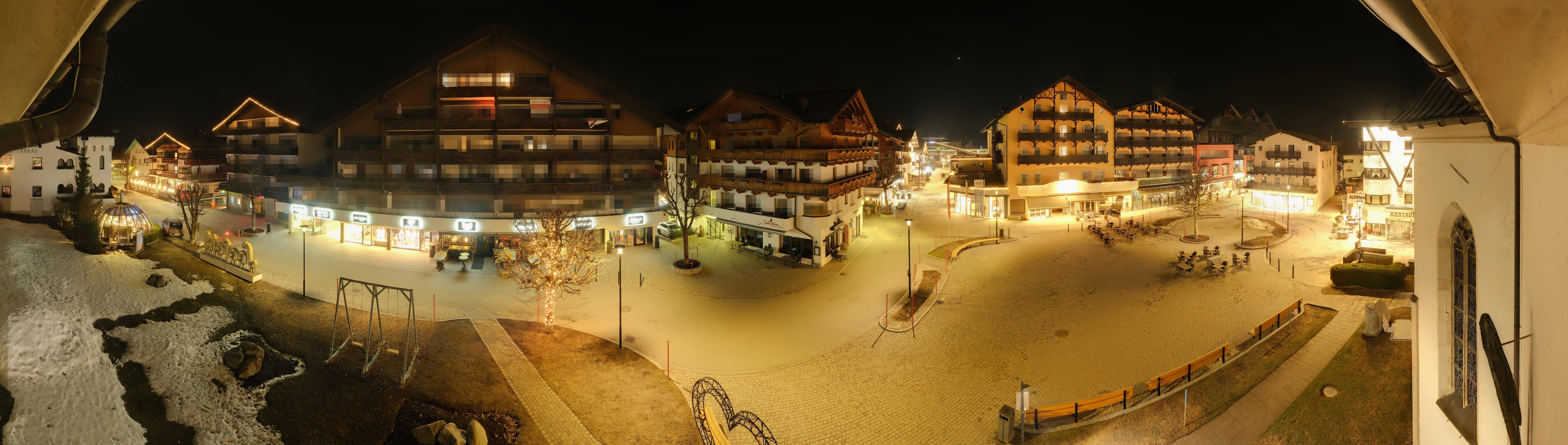 Archiv Foto Webcam Dorfplatz, Seefeld in Tirol
