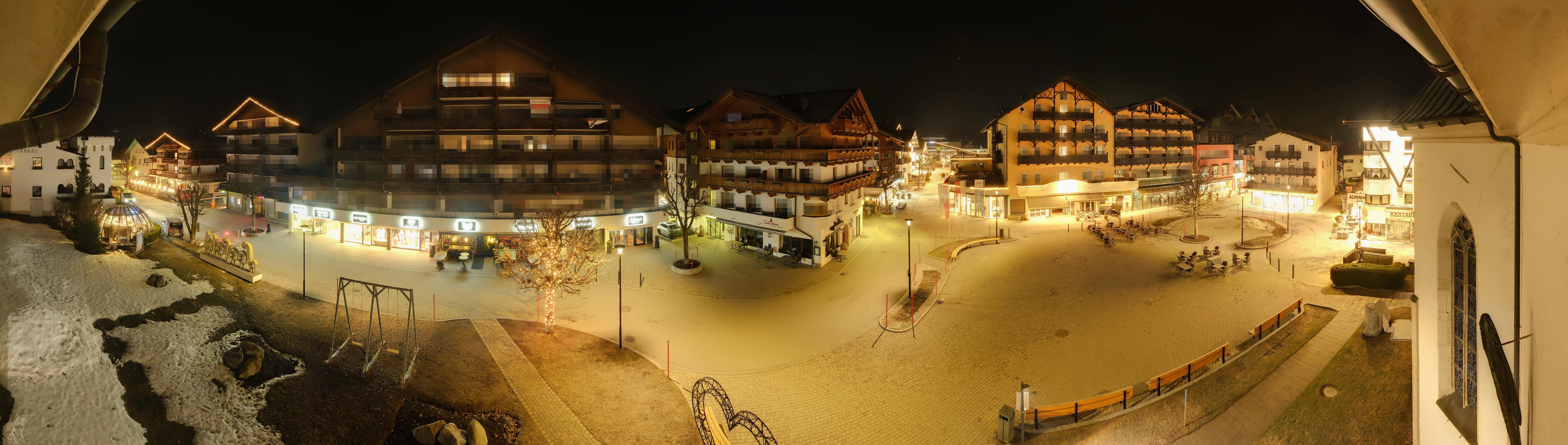 Archiv Foto Webcam Dorfplatz, Seefeld in Tirol