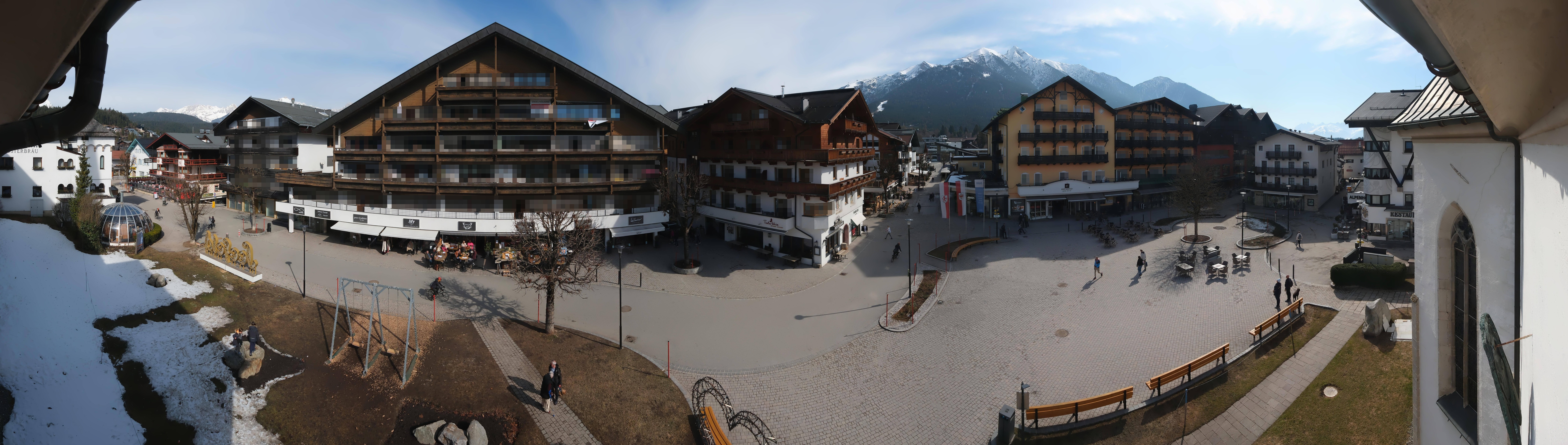 Archiv Foto Webcam Dorfplatz, Seefeld in Tirol