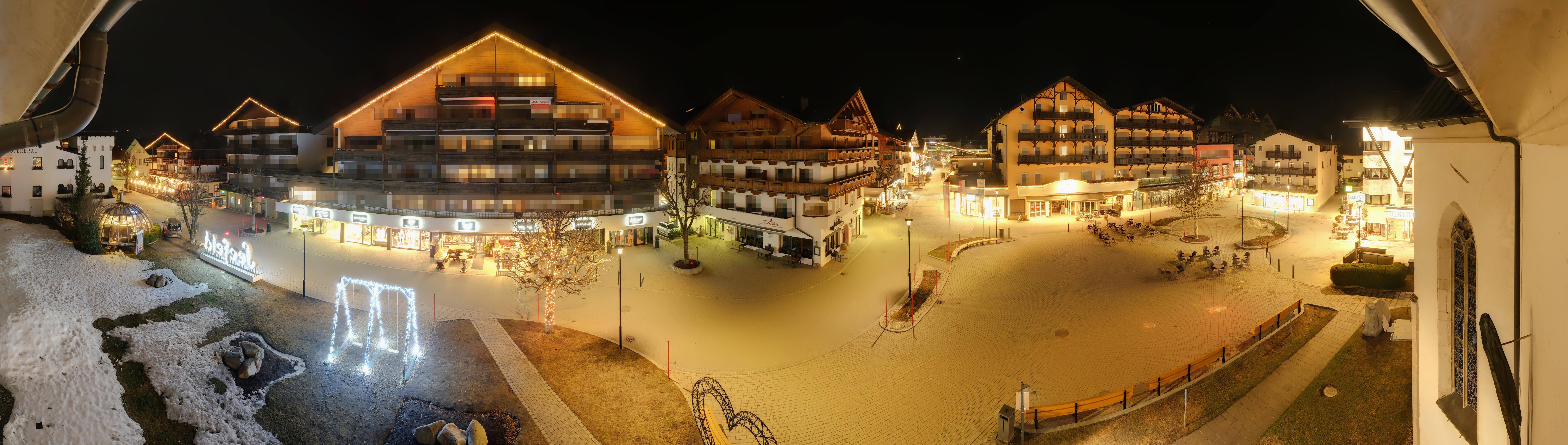 Archiv Foto Webcam Dorfplatz, Seefeld in Tirol