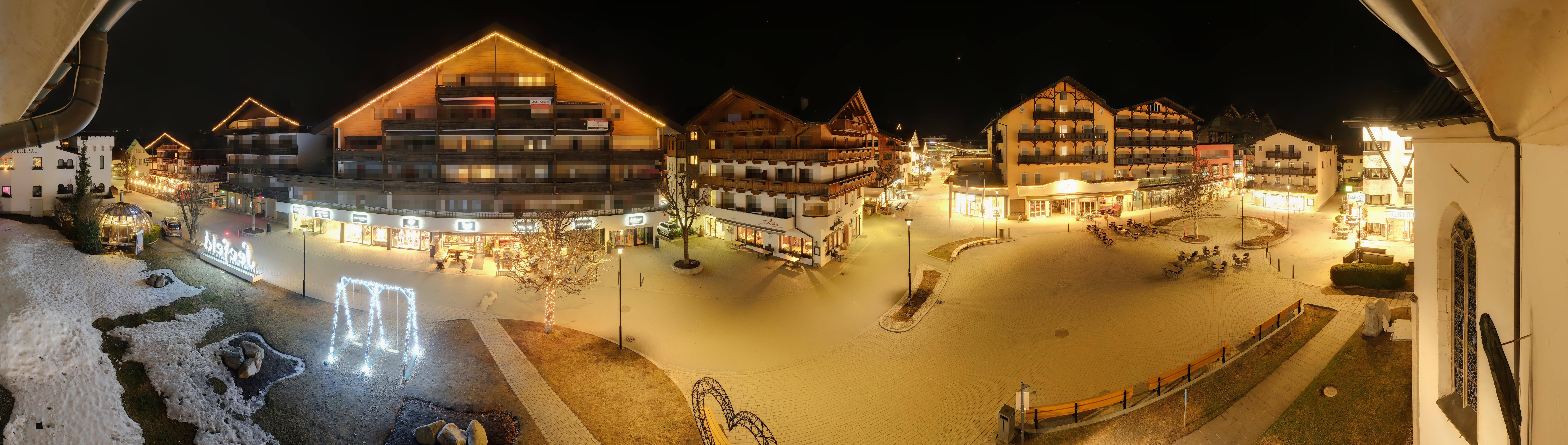 Archiv Foto Webcam Dorfplatz, Seefeld in Tirol