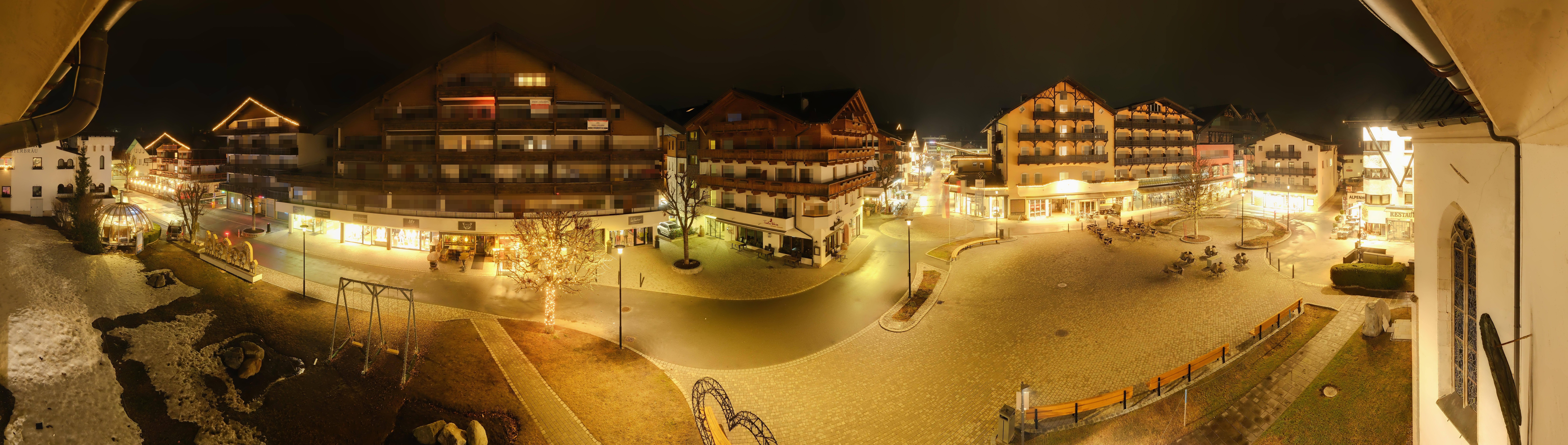 Archiv Foto Webcam Dorfplatz, Seefeld in Tirol