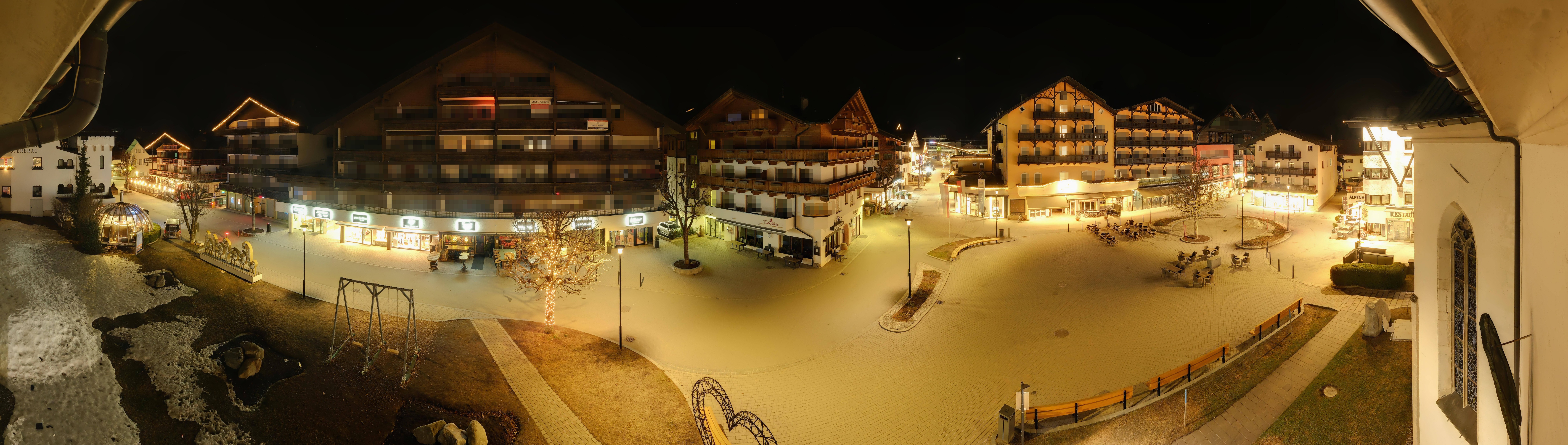 Archiv Foto Webcam Dorfplatz, Seefeld in Tirol