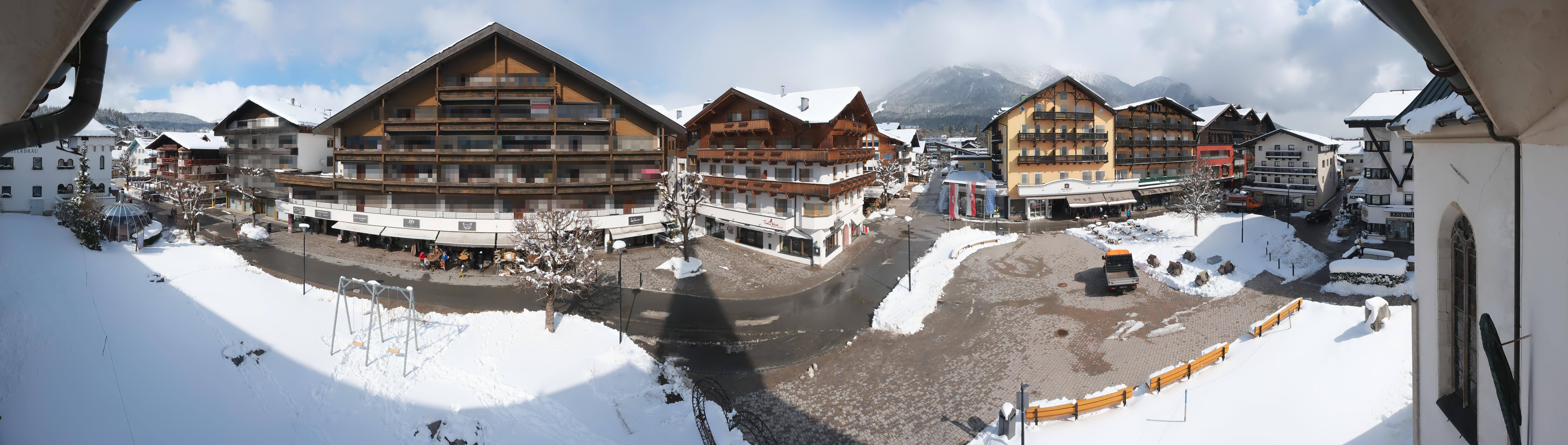 Archived image Webcam Village square, Seefeld