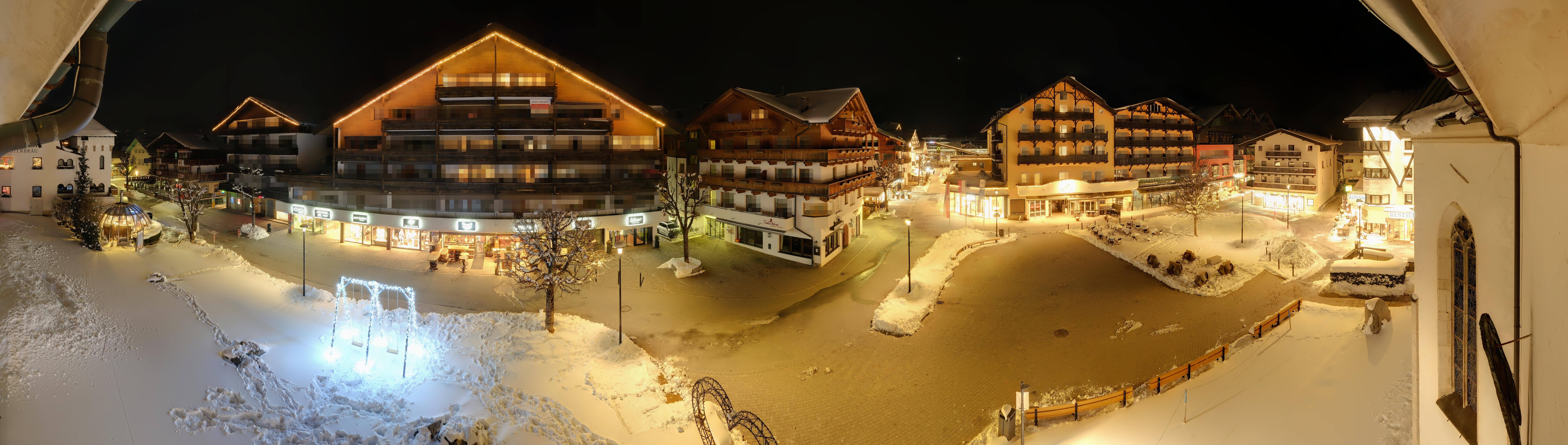 Archiv Foto Webcam Dorfplatz, Seefeld in Tirol