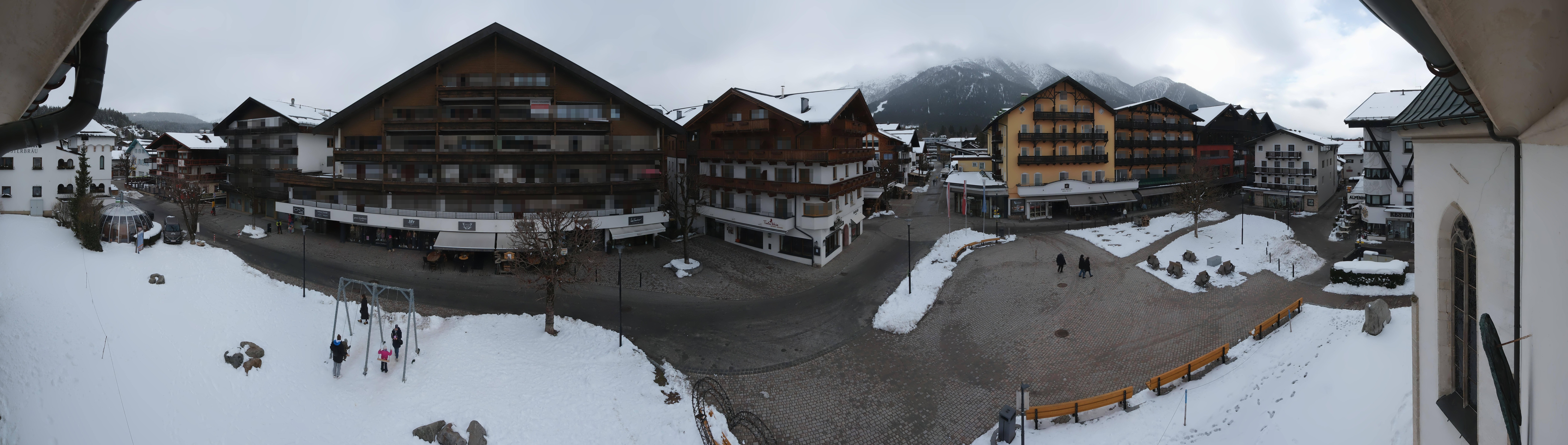 Archived image Webcam Village square, Seefeld