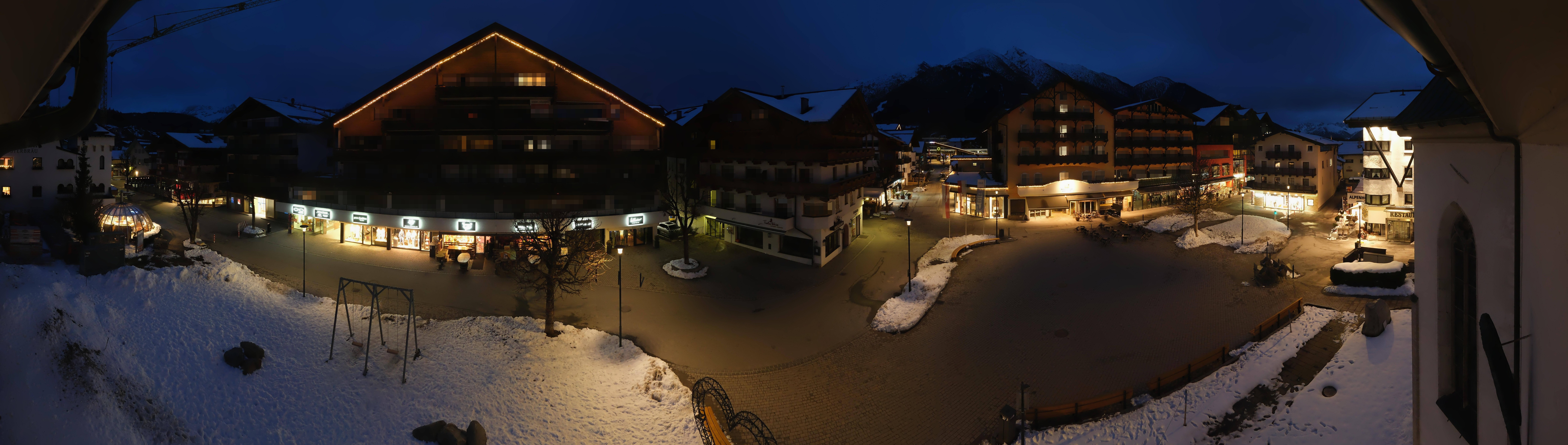 Archiv Foto Webcam Dorfplatz, Seefeld in Tirol