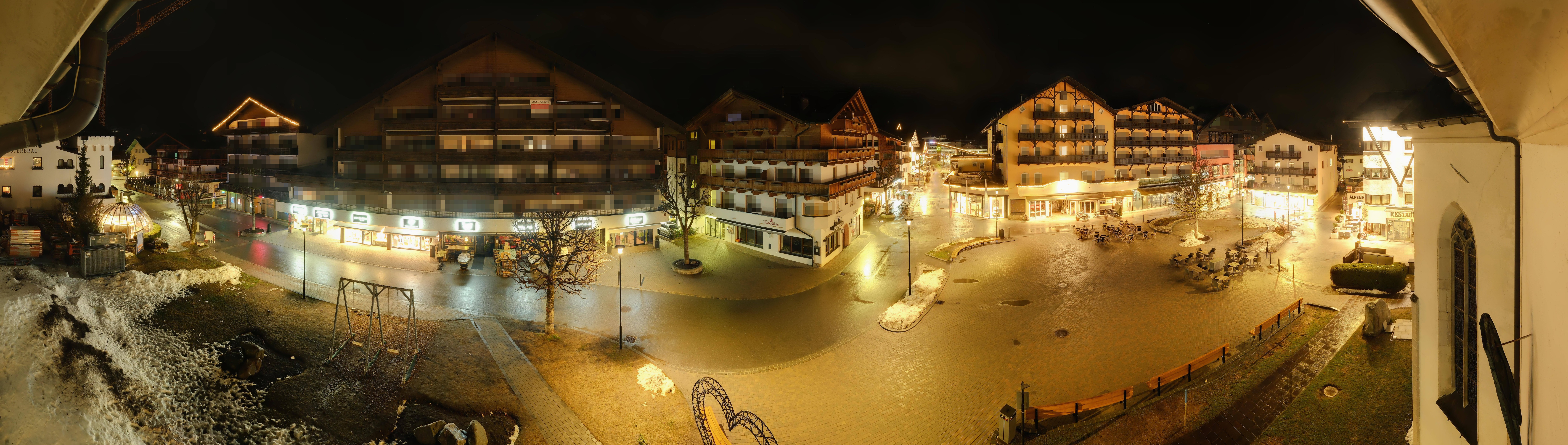 Archiv Foto Webcam Dorfplatz, Seefeld in Tirol