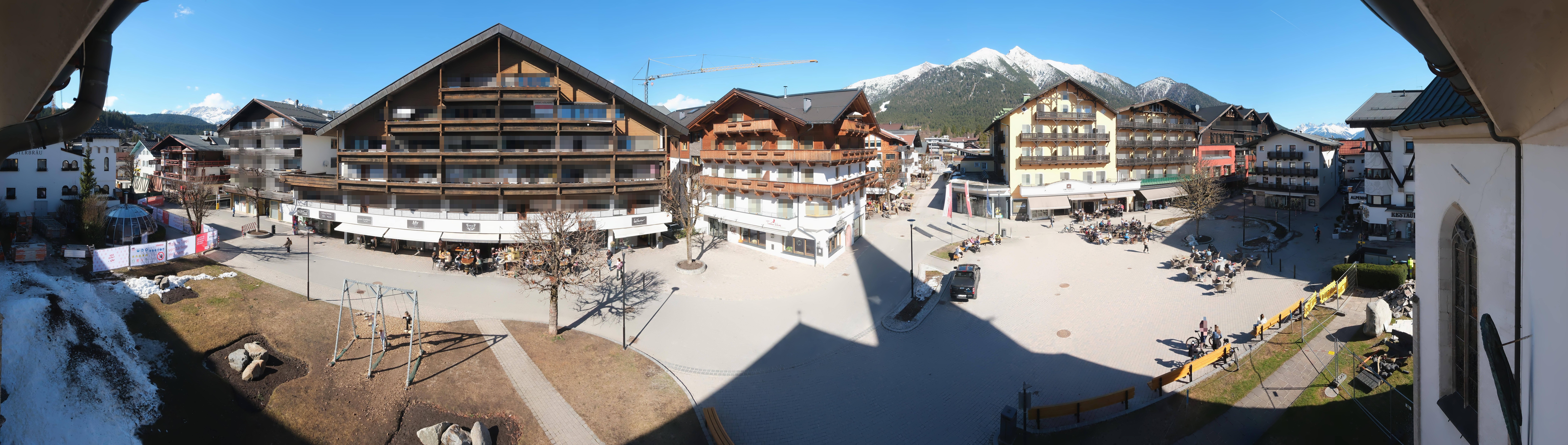 Archiv Foto Webcam Dorfplatz, Seefeld in Tirol