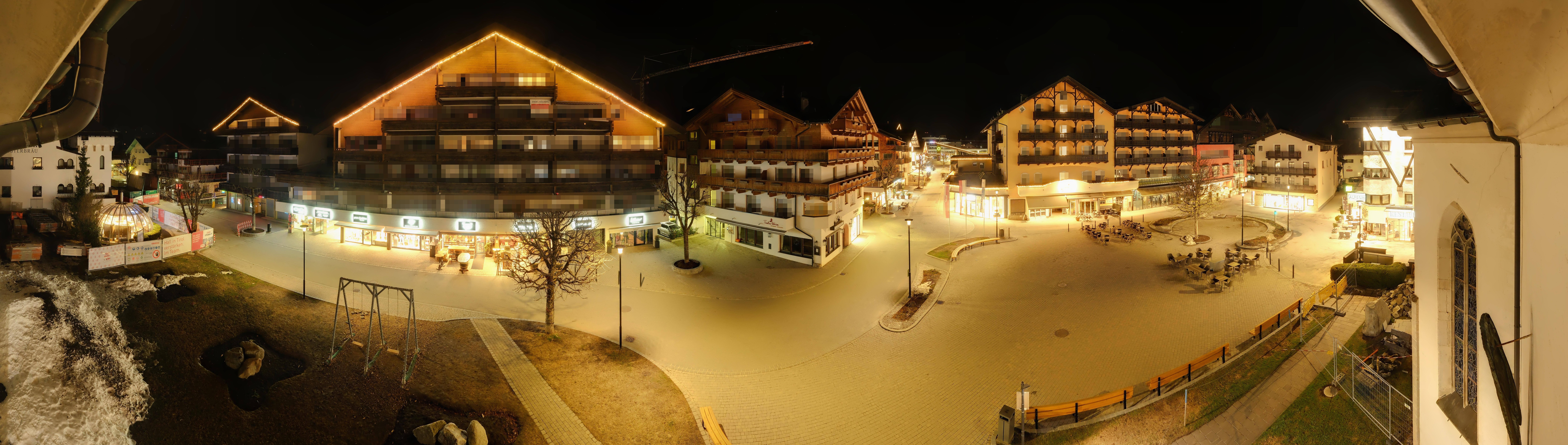 Archiv Foto Webcam Dorfplatz, Seefeld in Tirol