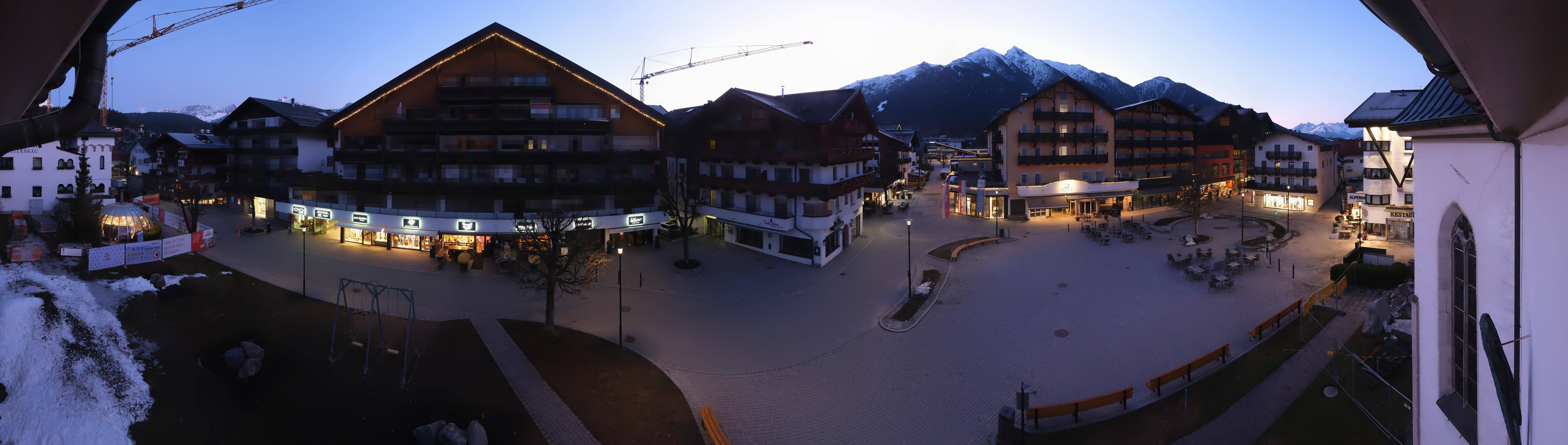Archiv Foto Webcam Dorfplatz, Seefeld in Tirol