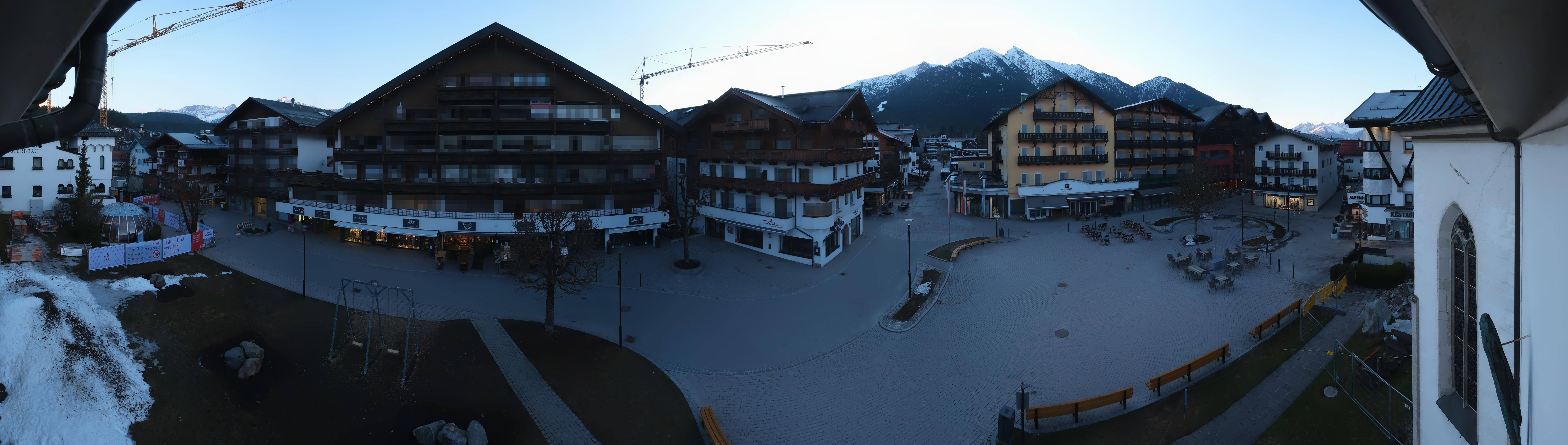 Archiv Foto Webcam Dorfplatz, Seefeld in Tirol