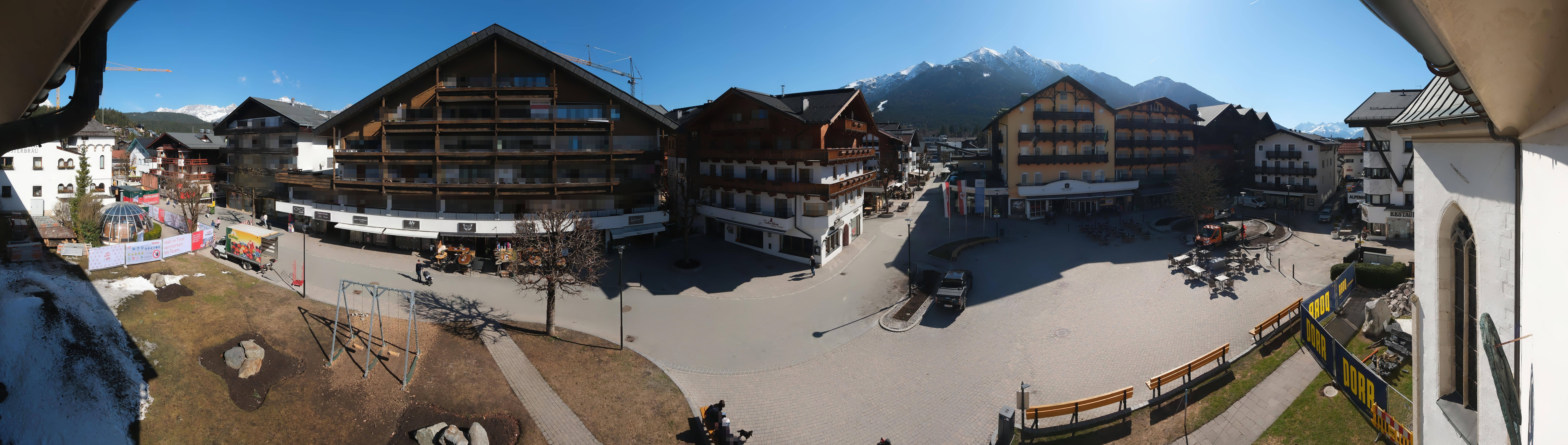 Archiv Foto Webcam Dorfplatz, Seefeld in Tirol