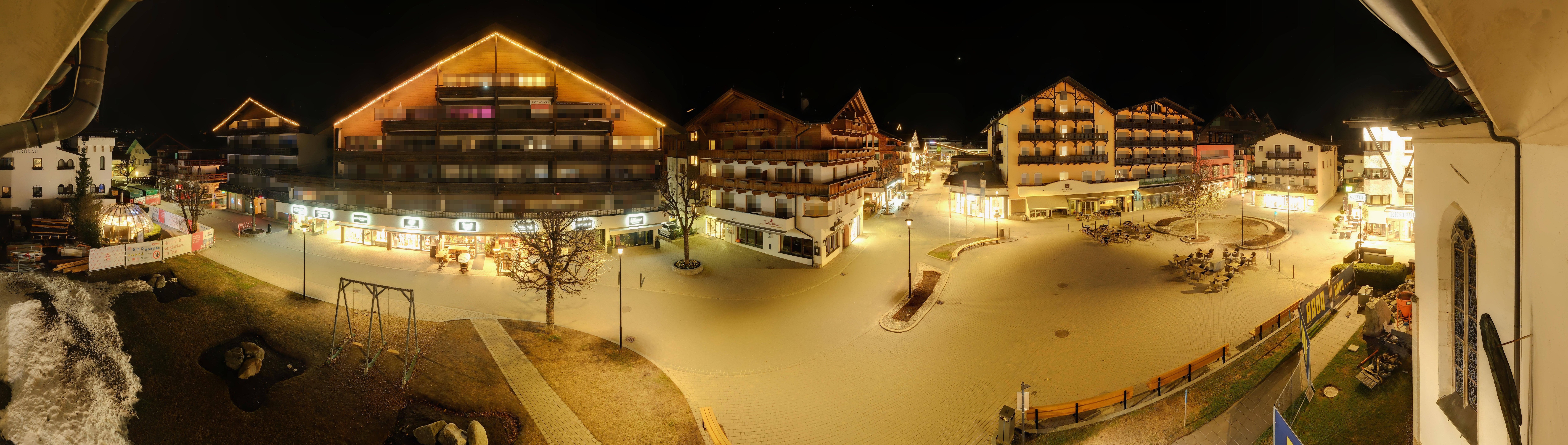 Archiv Foto Webcam Dorfplatz, Seefeld in Tirol