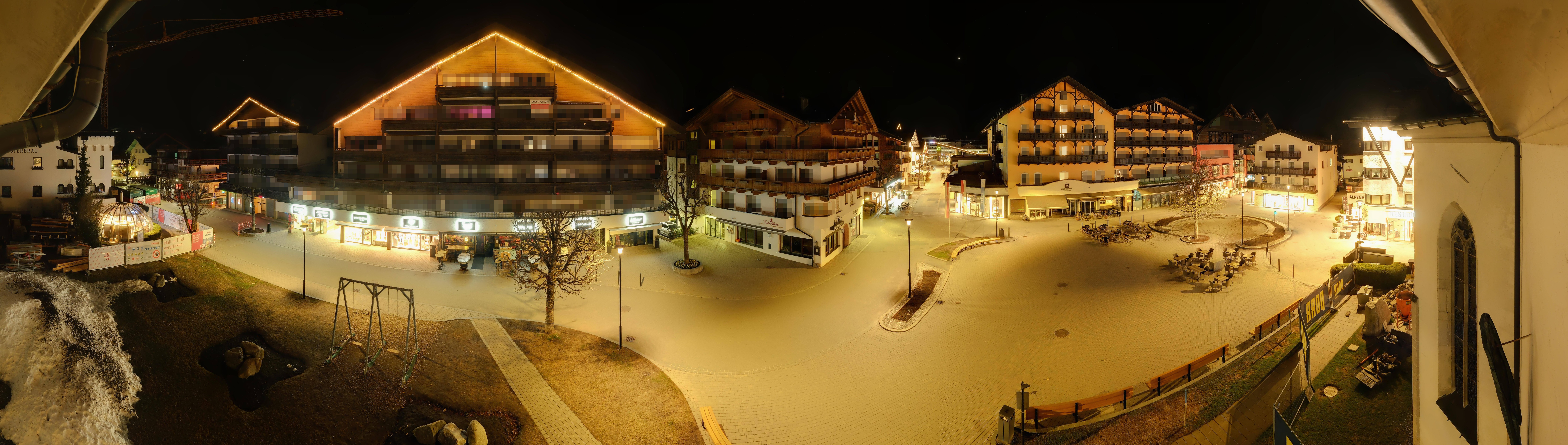 Archiv Foto Webcam Dorfplatz, Seefeld in Tirol