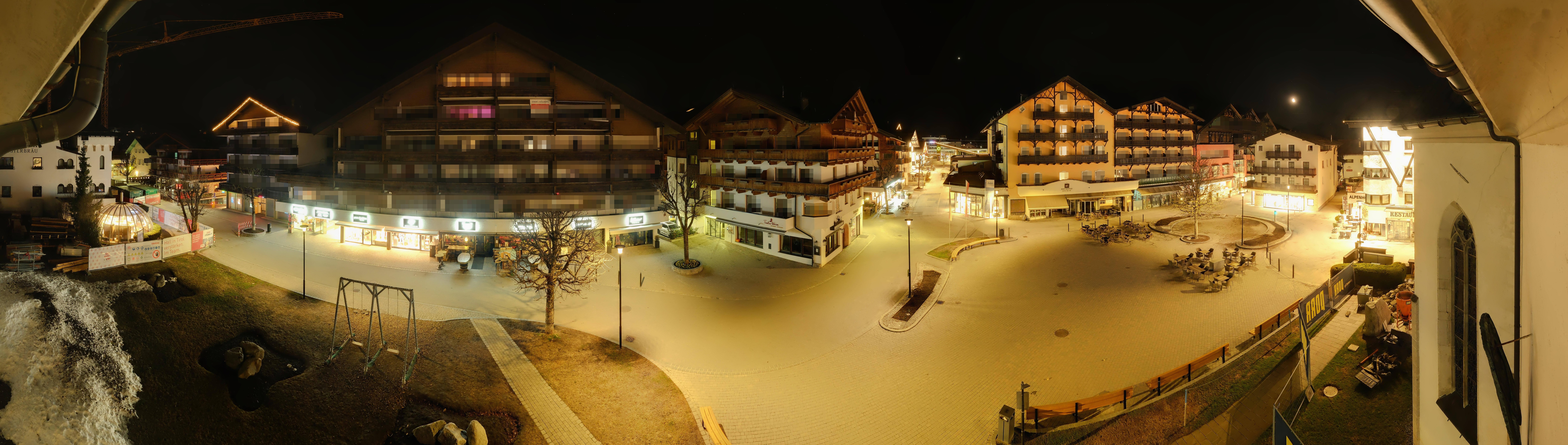 Archiv Foto Webcam Dorfplatz, Seefeld in Tirol