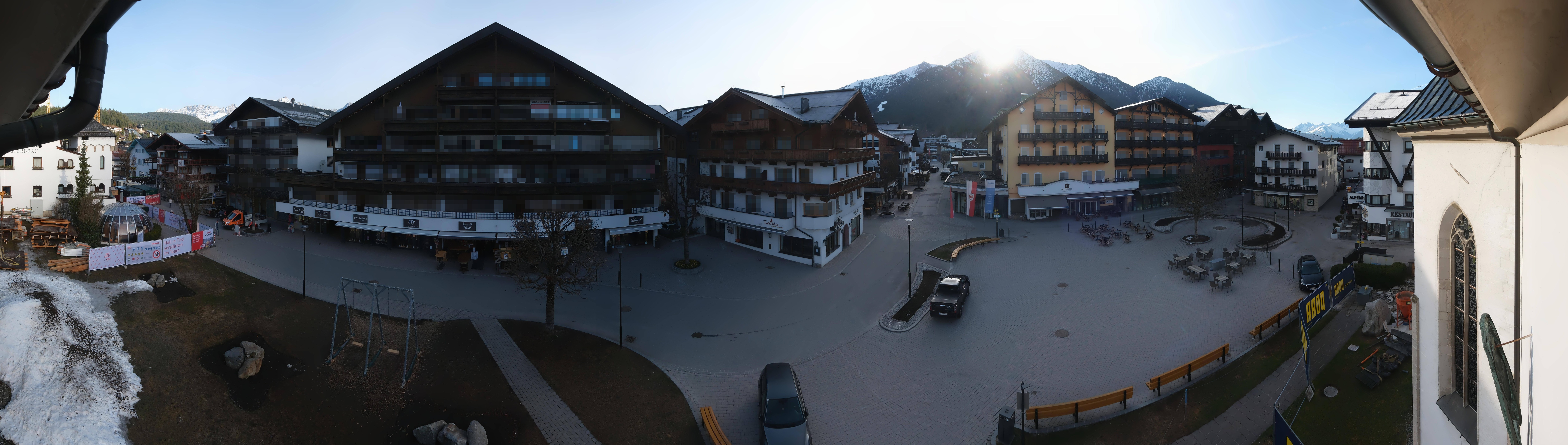 Archiv Foto Webcam Dorfplatz, Seefeld in Tirol