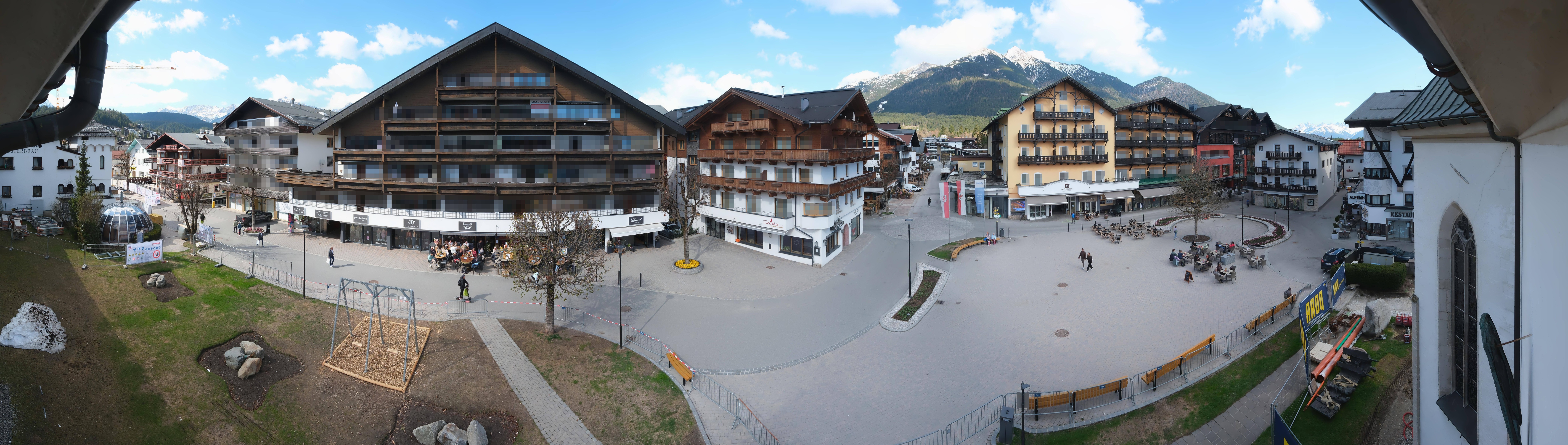 Archiv Foto Webcam Dorfplatz, Seefeld in Tirol