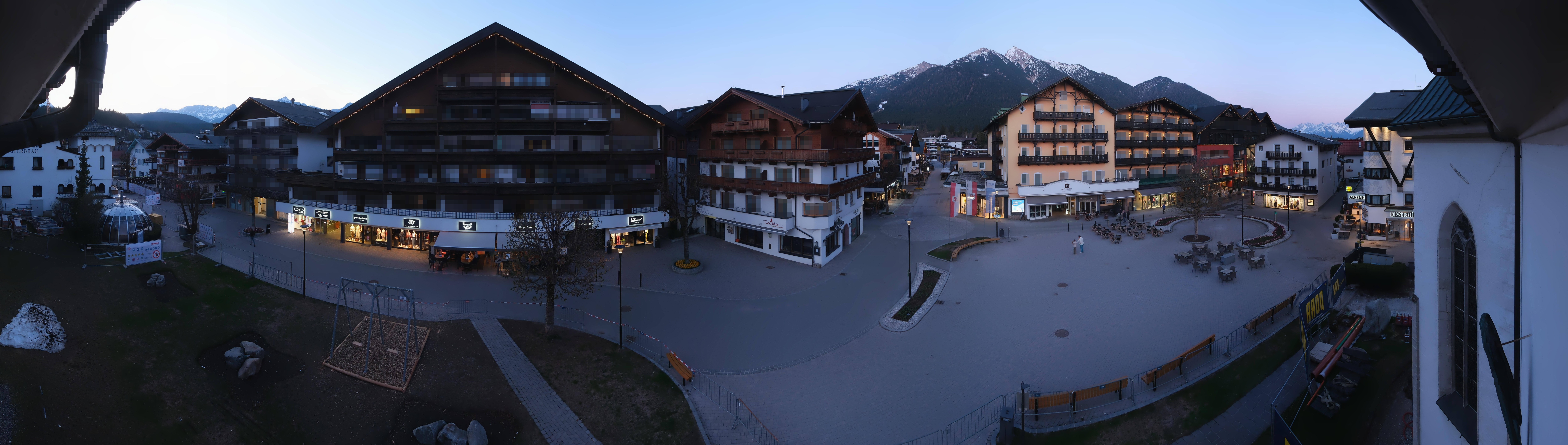 Archived image Webcam Village square, Seefeld
