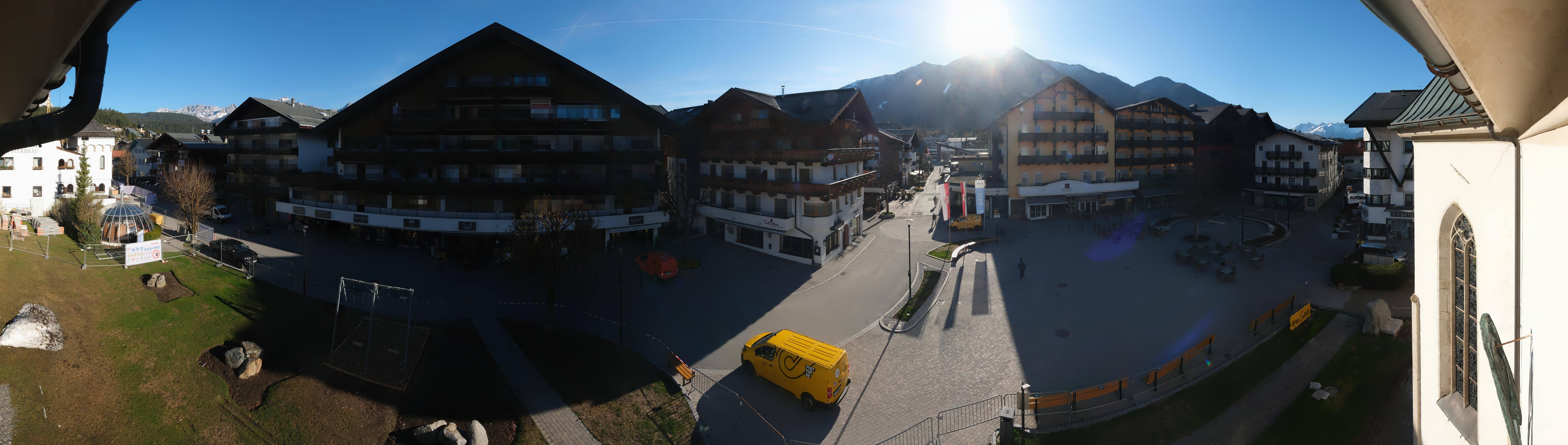Archiv Foto Webcam Dorfplatz, Seefeld in Tirol