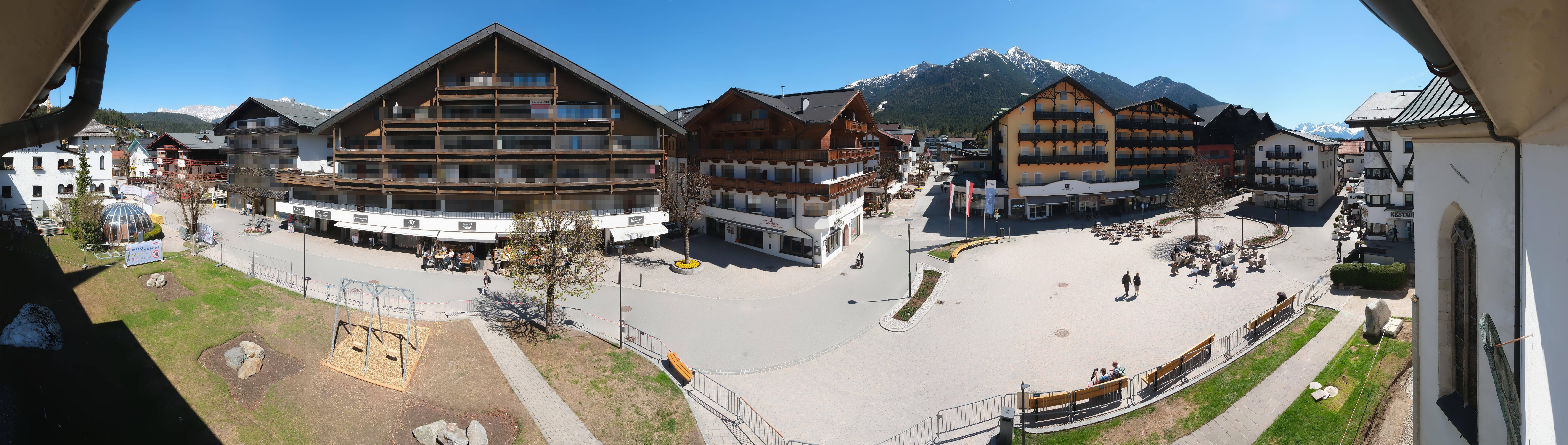 Archiv Foto Webcam Dorfplatz, Seefeld in Tirol