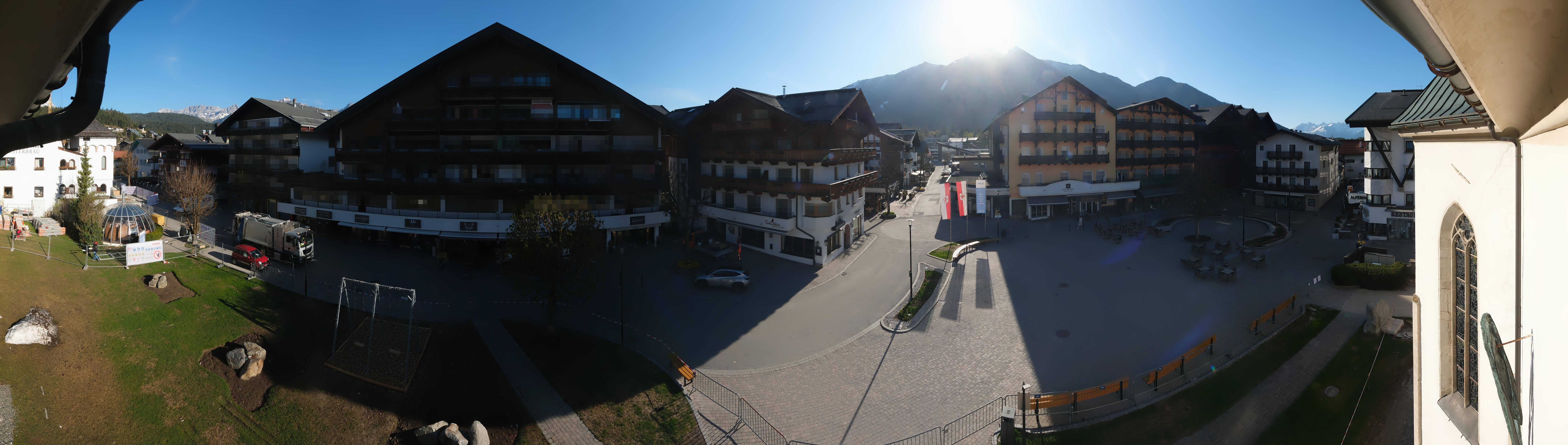 Archiv Foto Webcam Dorfplatz, Seefeld in Tirol