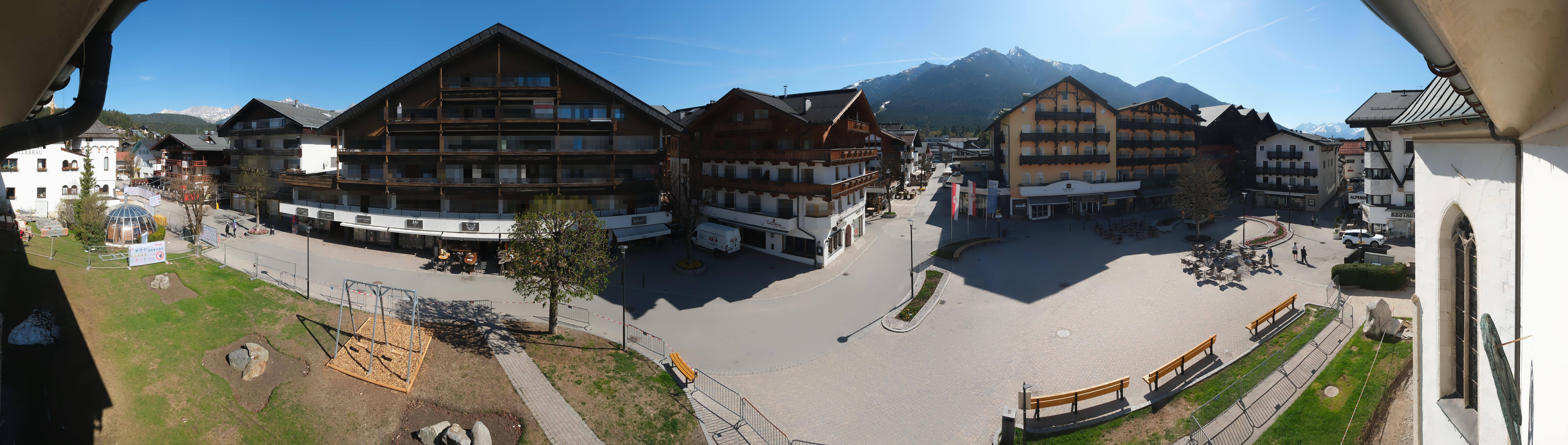 Archiv Foto Webcam Dorfplatz, Seefeld in Tirol