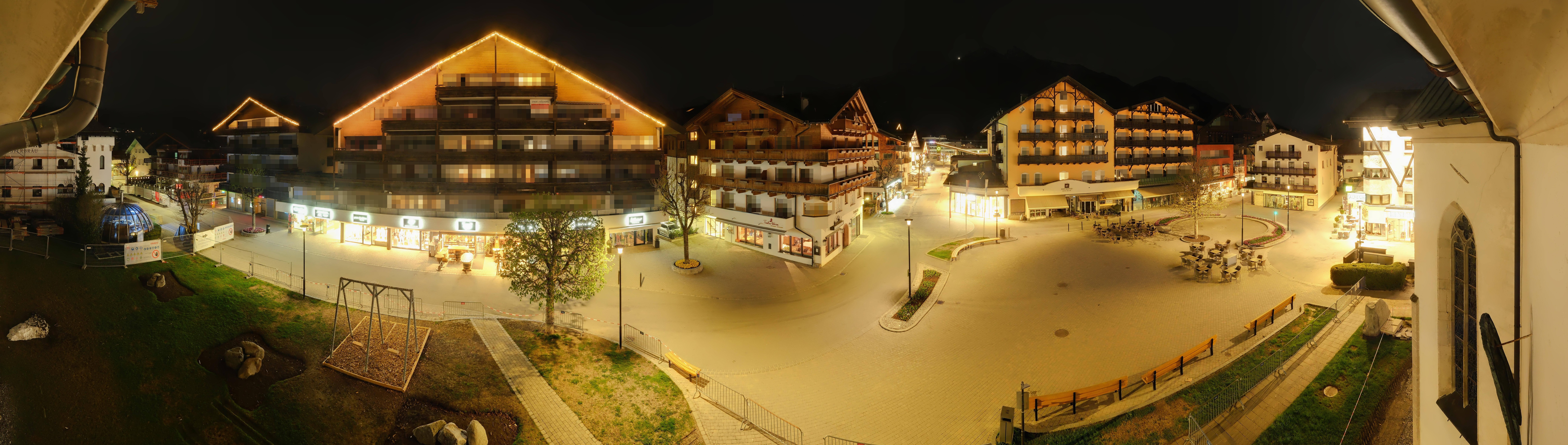 Archiv Foto Webcam Dorfplatz, Seefeld in Tirol