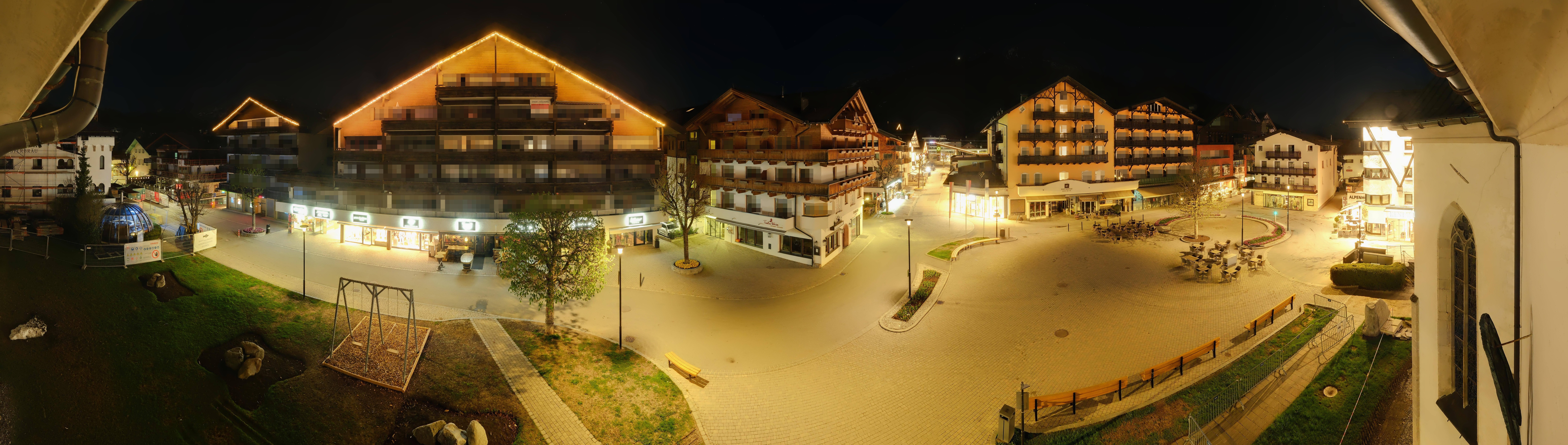 Archiv Foto Webcam Dorfplatz, Seefeld in Tirol