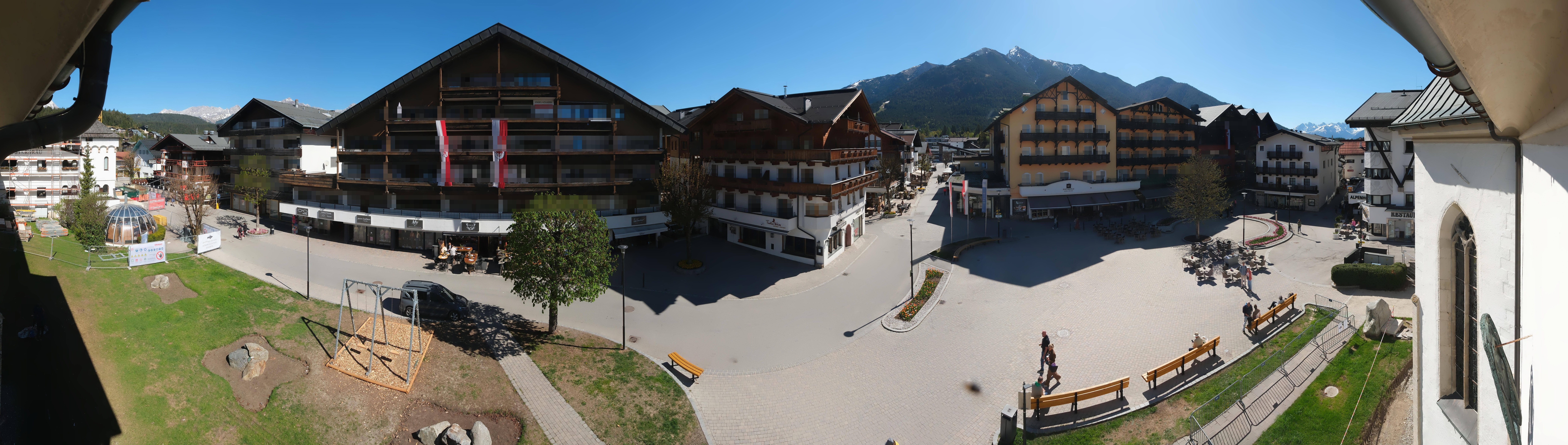 Archiv Foto Webcam Dorfplatz, Seefeld in Tirol