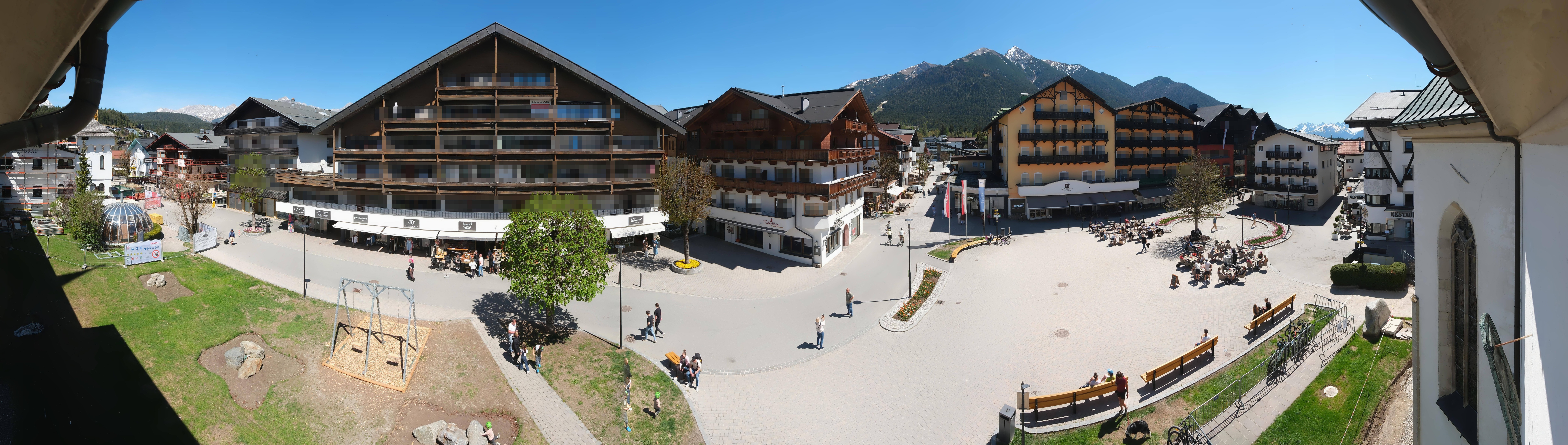 Archiv Foto Webcam Dorfplatz, Seefeld in Tirol