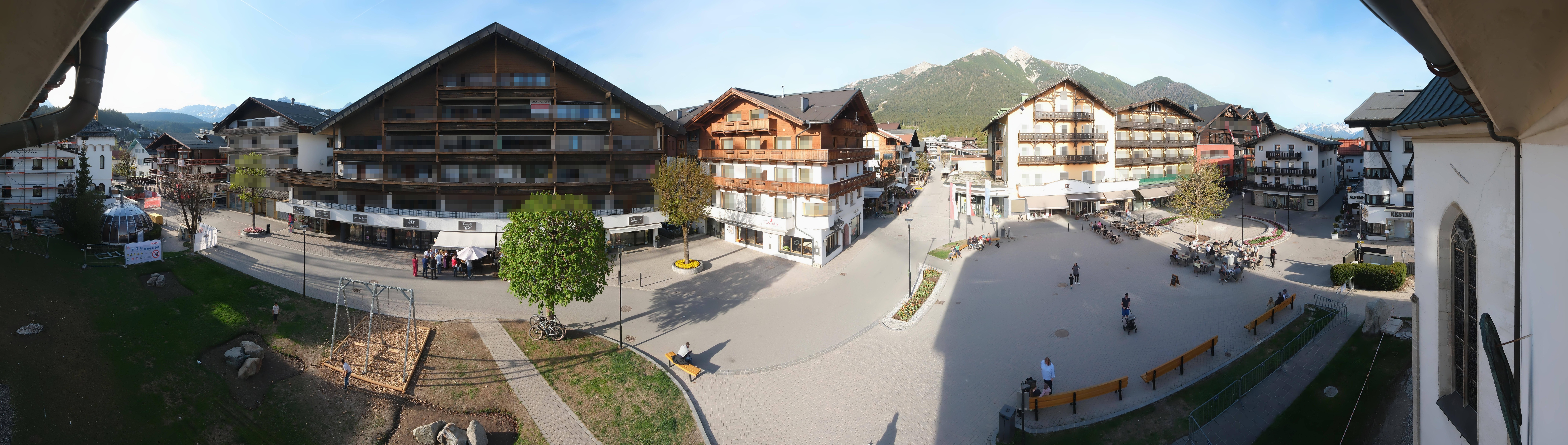Archiv Foto Webcam Dorfplatz, Seefeld in Tirol